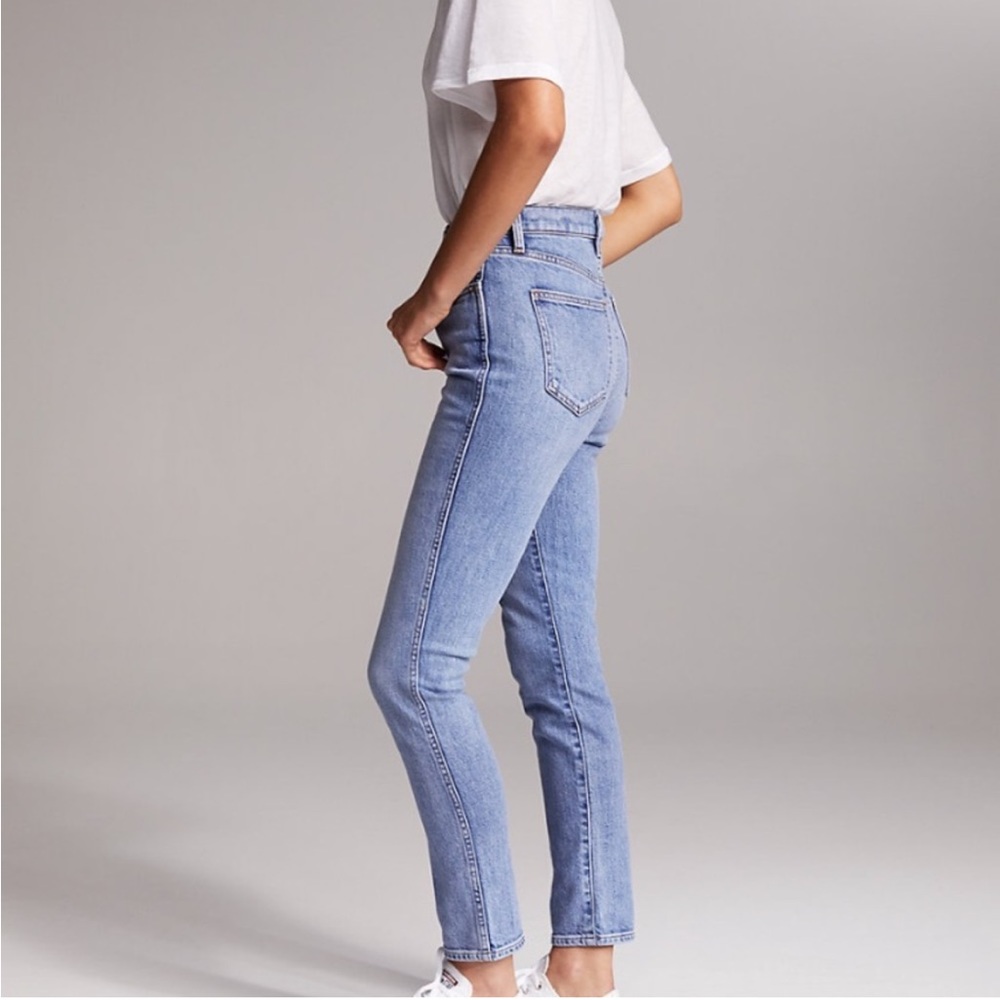 Denim Forum the Anjelica High Rise Slim - Picture 2 of 7